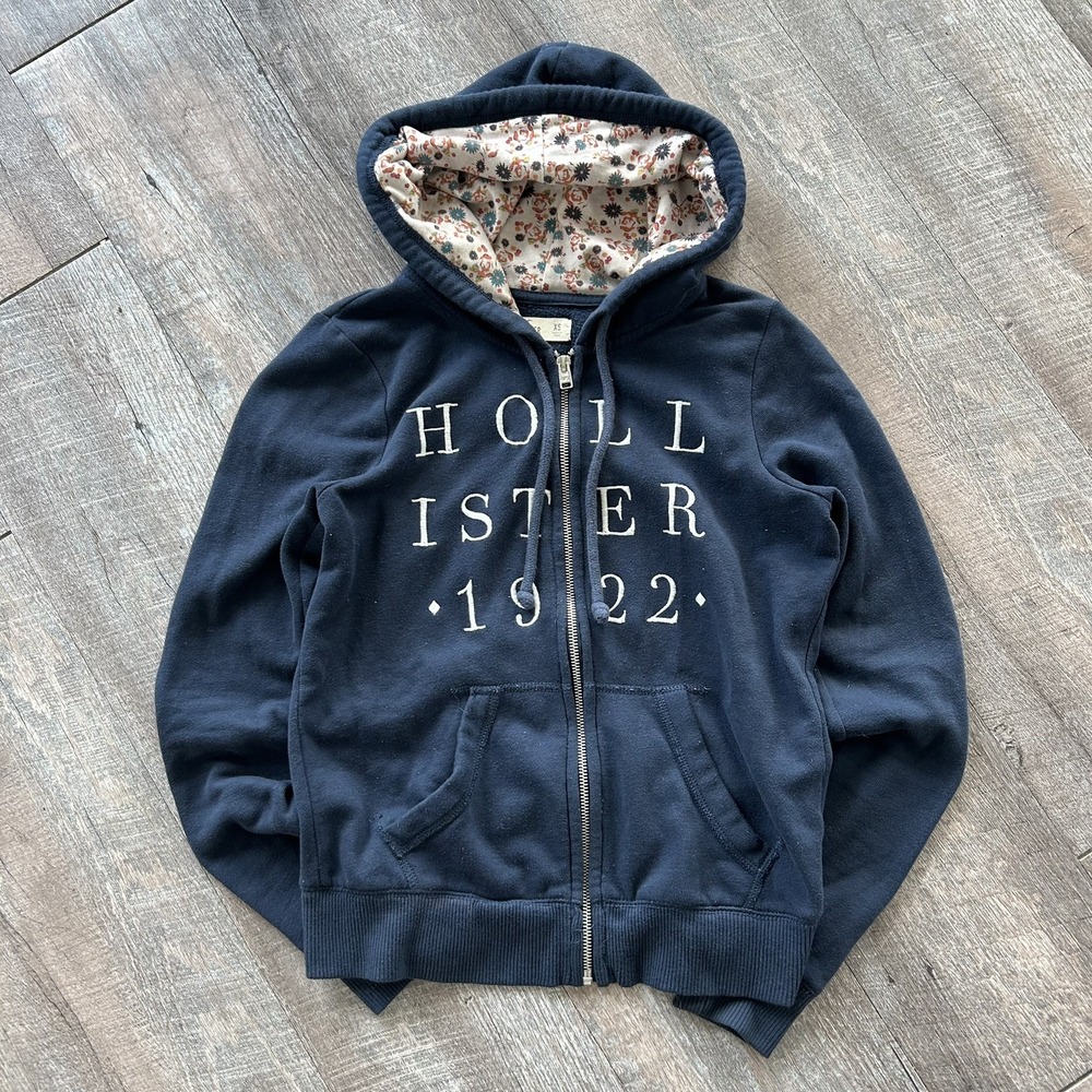 Vintage Y2K Hollister zip up hooded jacket size small early 2000s Size XS